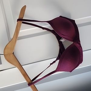 Victoria's Secret burgundy purple no-wire bra!
